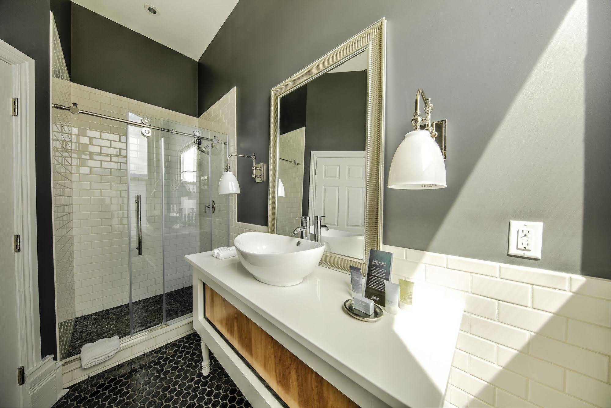 The Harkness Hotel McCammon Ngoại thất bức ảnh